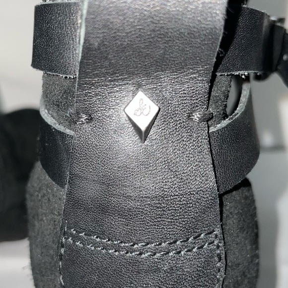 Sam Edelman Hannah Belted Chelsea Suede Strap Buckle Detail BlockHeel Ankle Boot - Picture 11 of 13